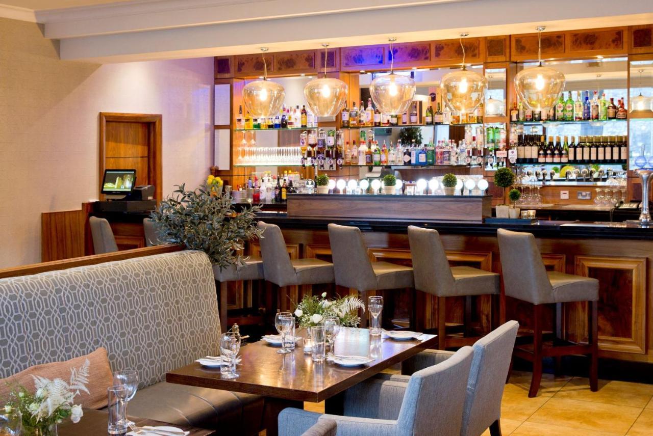 Trim Castle Hotel Екстер'єр фото